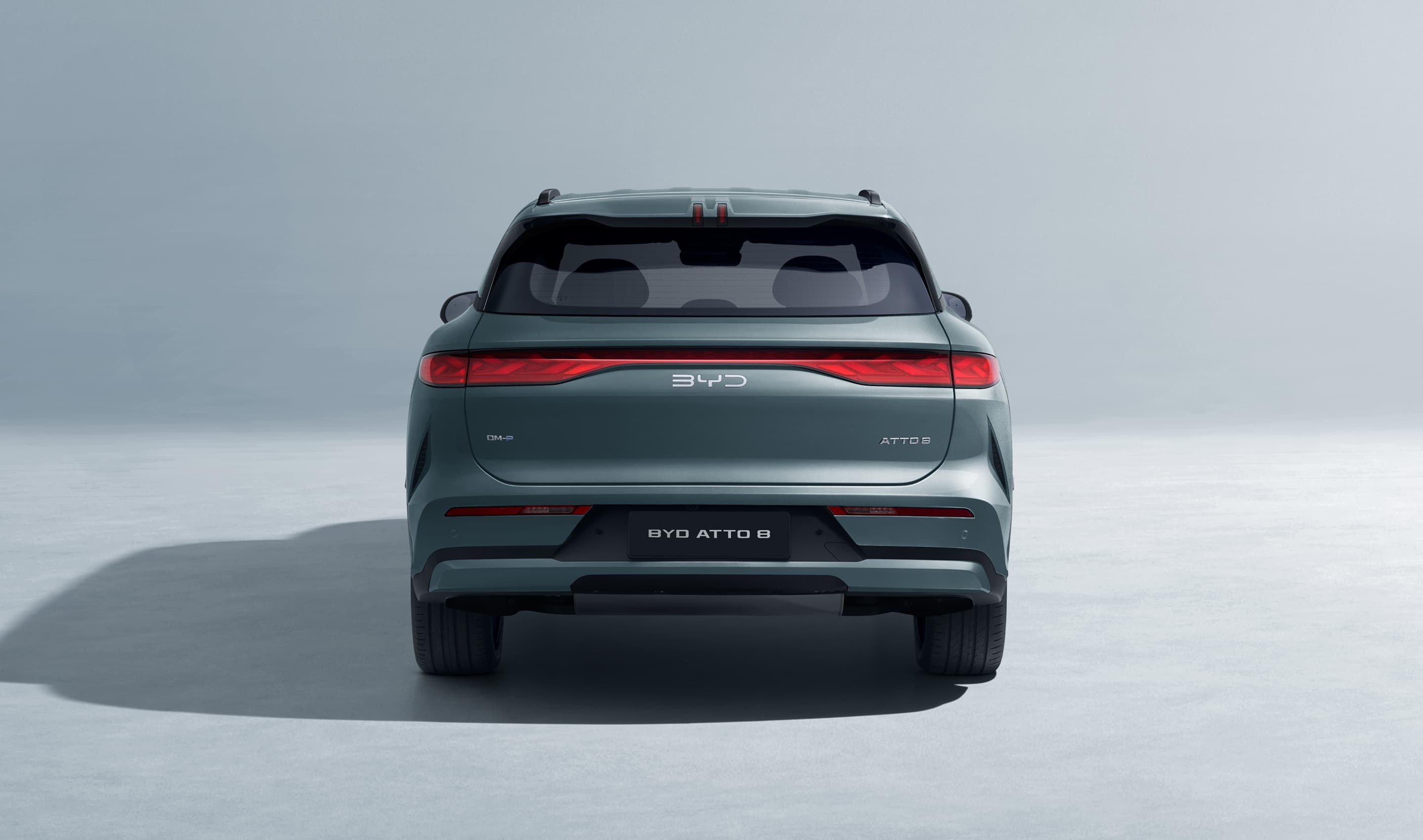 BYD ATTO 8